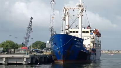 എമിഗ്രേഷന്‍ ചെക്ക് പോയിന്‍റിന് അനുമതി, ആഡംബര കപ്പലുകൾക്ക് നങ്കൂരമിടാം; പ്രതീക്ഷകളുടെ തീരത്ത് കൊല്ലം തുറമുഖം