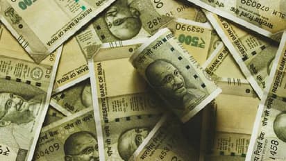 ശമ്പളം മാസം 7 ലക്ഷം, ഇഷ്ടം പോലെ കാശുണ്ട്, ചെലവഴിക്കേണ്ടതെങ്ങനെ എന്നറിയില്ല, സഹായം ചോദിച്ച് ദമ്പതികൾ