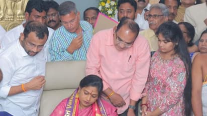 రాత్రి 8 దాటితే కుమ్మేయండి.. పోలీసులకు ఏపీ హోం మినిస్టర్ స్ట్రిక్ట్ ఆర్డర్స్