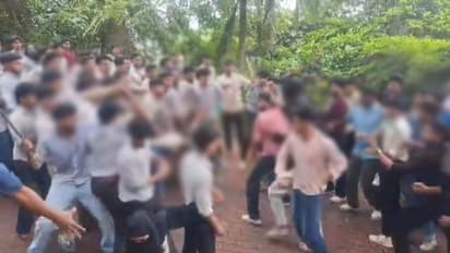 പൂര്വ്വവിദ്യാര്ത്ഥികളും അവസാന വര്ഷ വിദ്യാര്ത്ഥികളും തമ്മിൽ കൂട്ടയടി, സംഭവം പാലക്കാട് എംഇഎസ് കോളേജിൽ