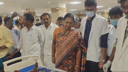 Kallakurichi: கள்ளச்சாராயம் குடித்து உயிரிழந்தவர்களுக்கு ரூ.10 லட்சம் வழங்கி ஊக்கப்படுத்துவதா? - பிரேமலதா