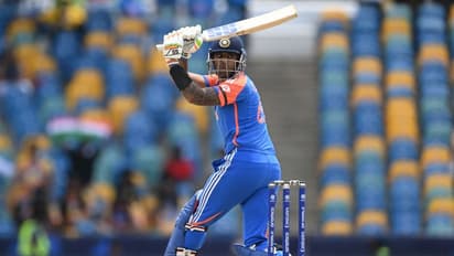 വെടിക്കെട്ടുമായി സൂര്യകുമാറും ശിവം ദുബെയും; മുംബൈക്ക് വമ്പൻ ജയം; കേരളത്തിന് എട്ടിന്റെ പണി