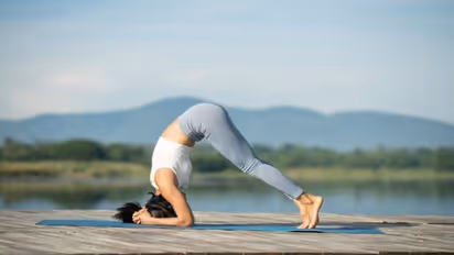 International Yoga Day: वेट लॉस जर्नी शुरू करने वालों के लिए अमृत है अजवाईन वाटर- ये हैं इसके 5 हेल्थ बेनीफिट
