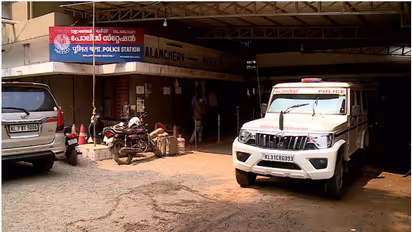 വളാഞ്ചേരിയിൽ ഭർതൃമതിയെ കൂട്ട ബലാത്സംഗം ചെയ്തതായി പരാതി; 2 പേർ കസ്റ്റഡിയിൽ