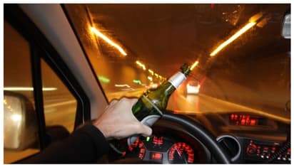 100 മില്ലി രക്തത്തിൽ ഇനി 20 മില്ലി മദ്യം മാത്രം; 1967 -ന് ശേഷം ആദ്യമായി ഡ്രിങ്ക് ഡ്രൈവ് പരിധി കുറയ്ക്കാൻ യുകെ