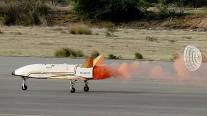 ഹാട്രിക് അടിച്ച് ആർഎൽവി; പുഷ്പകിന്റെ മൂന്നാം ലാൻഡിംഗ് പരീക്ഷണവും വിജയം