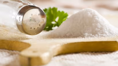 ദോശ മാവിൽ ഉപ്പ് കൂടിയോ? പരീക്ഷിക്കാം ഈ പൊടിക്കൈകള്...