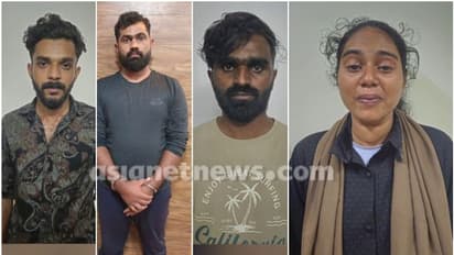 കോഴിക്കോട്ടെ യുവതി കൊടുത്തുവിട്ട 500 രൂപയുടെ 30 നോട്ടുകൾ, പരിശോധിച്ചപ്പോൾ 14 എണ്ണം കളളനോട്ട്, 4 പേർ അറസ്റ്റിൽ