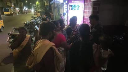 Chennai Crime: “ஒழுங்கா ஒரு வேலைக்கு போக தெரியாதா?” என்று கேட்ட உறவினர் குத்தி கொலை -வாலிபர் வெறிச்செயல்