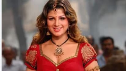 రంభ ముందు డాన్సర్‌గా పరిచయమై.. ఇప్పుడు పాన్‌ ఇండియా బాక్సాఫీస్‌ని షేక్‌ చేస్తున్న హీరోయిన్‌ ఎవరో తెలుసా?