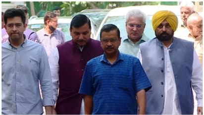 ദില്ലി മദ്യനയക്കേസ്: അറസ്റ്റ് നിയമവിരുദ്ധമെന്ന കെജ്രിവാളിന്റെ ഹർജിയിൽ സുപ്രീംകോടതി വിധി നാളെ