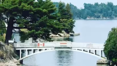 നീളം വെറും 32 അടി, ലോകത്തിലെ ഏറ്റവും നീളം കുറഞ്ഞ പാലം എവിടെയാണെന്നറിയുമോ?