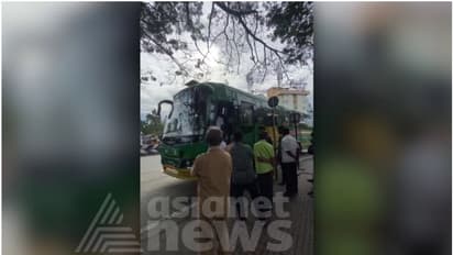 ആലപ്പുഴയിലേക്കുള്ള കല്ലട ബസ് തടഞ്ഞ് തമിഴ്നാട് ആർടിഒ ഉദ്യോഗസ്ഥർ; യാത്രക്കാരെ വഴിയിൽ ഇറക്കി വിട്ടു