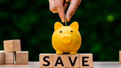 SBI Vs Post Office Savings |5 வருட FDயில் அதிக ரிட்டர்ன் எங்கே கிடைக்கும்? 3 லட்சம் முதலீட்டில் இவ்வளவு லாபமா?