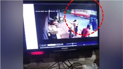 മലപ്പുറം കാട്ടുമുണ്ടയിൽ കെഎസ്ആർടിസി ബസും ഓട്ടോയും കൂട്ടിയിടിച്ച് അപകടം; 5 പേർക്ക് പരിക്ക്