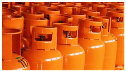 സൗദിയിൽ പാചകവാതക വില ഉയര്ന്നു, അടുത്ത കാലത്തെ ഏറ്റവും വലിയ വർധന; രണ്ട് റിയാൽ കൂട്ടി