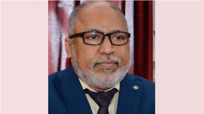 പ്രവാസി ലീഗൽ സെൽ പുരസ്കാരം ഡോ എഎ ഹക്കിമിന്