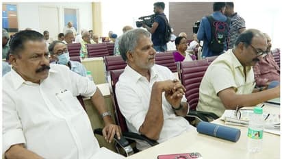 ഭരണവിരുദ്ധ വികാരത്തിന്റെ കാരണം പഠിക്കാൻ സിപിഎം കേന്ദ്രനേതൃത്വം; തെറ്റുതിരുത്തലിന് മാർ​ഗരേഖ തയ്യാറാക്കും