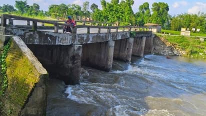 அடுத்தடுத்து நொறுங்கி விழும் பீகார் பாலங்கள்! 10 நாட்களுக்குள் 6வது சம்பவம்!