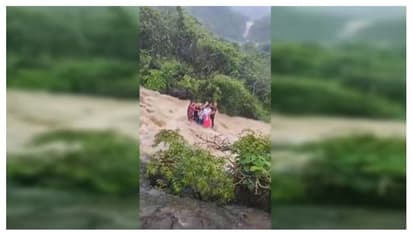 അവധി ആഘോഷിക്കാനെത്തിയതാണ്, പക്ഷേ കാത്തിരുന്നത് ദുരന്തം; പിഞ്ചുകുട്ടിയടക്കം 5 പേർ ഒലിച്ചുപോയത് മരണമുഖത്തേക്ക് 