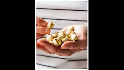 లెక్క పెట్టి మరీ 12 పిస్తాపప్పులు తినండి... జరిగే మ్యాజిక్ ఇదే..!