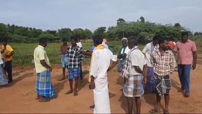 Trichy Crime: கணவனின் தலையில் கல்லை போட்டு கொடூரக்கொலை; மனைவி, உறவினர்களை தேடும் போலீஸ்