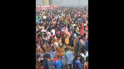 తొక్కిస‌లాటలో 116 మంది మృతి.. యూపీ ప్ర‌మాదానికి అస‌లు కార‌ణాలు ఇవేనా? 