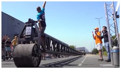 ലോകത്തിലെ ഏറ്റവും വലിയ സൈക്കിള്; ഡച്ച് നിര്മ്മിതം, നീളം 180 അടി. 11 ഇഞ്ച്