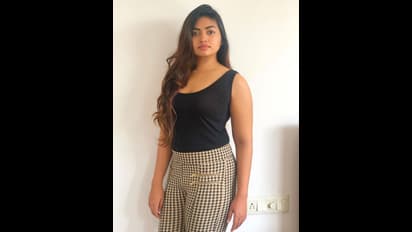 எடையைக் குறைத்து தாறுமாறான லுக்கில் ஷாலின் ஜோயா! சூட்டைக் கிளப்பும் வைரல் போட்டோஸ்!