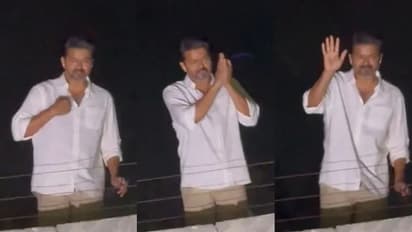 'கல்வி விருது விழா' முடிந்த பின்னர்...  யாரும் எதிர்பாராததை செய்து ரசிகர்களுக்கு இன்ப அதிர்ச்சி கொடுத்த தளபதி!