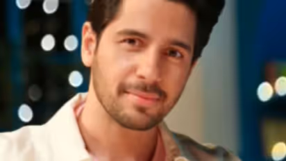 യുവ നടന്റെ പേരില്‍ സാമ്പത്തിക തട്ടിപ്പ്, പ്രതികരണവുമായി സിദ്ധാര്‍ഥ് മല്‍ഹോത്രയുടെ കുറിപ്പ്