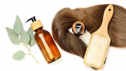 महंगे प्रोडक्ट नहीं, दादी नानी के नुस्खें से होंगी रेशमी ज़ुल्फ़ें घनी लम्बी