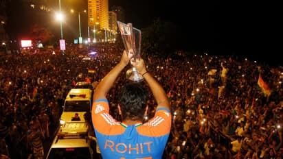 ಟೀಂ ಇಂಡಿಯಾ ವಿಜಯಿಯಾತ್ರೆಗೆ 3 ಲಕ್ಷಕ್ಕೂ ಅಧಿಕ ಫ್ಯಾನ್ಸ್ ಭಾಗಿ, ಹಲವರಿಗೆ ಗಾಯ!