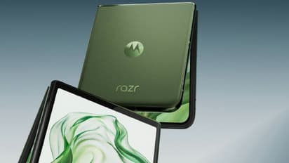 വലിയ ഡിസ്‌‌പ്ലെ, പക്ഷേ മടക്കി പോക്കറ്റില്‍ വെക്കാം; സാംസങിന് ഒരു മുഴം മുമ്പേ എറിഞ്ഞ് മോട്ടോ റേസര്‍ 50 അള്‍ട്രാ