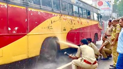 ഓടിക്കൊണ്ടിരിക്കെ കെഎസ്ആര്ടിസി ബസ്സിന്റെ ടയറിന് തീപിടിച്ചു; യാത്രക്കാർ സുരക്ഷിതർ