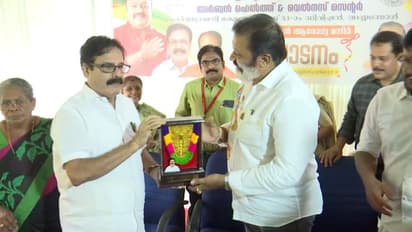 തൃശൂരില്‍ പ്രശംസാപ്രവാഹം! മേയറോട് ആദരവും സ്നേഹവുമെന്ന് സുരേഷ് ഗോപി; തിരിച്ച് പ്രശംസിച്ച് മേയർ എംകെ വർഗീസ്