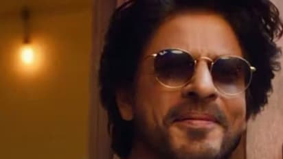 'സന്തോഷവും അഭിമാനവും', ഇന്ത്യൻ ക്രിക്കറ്റ് ടീമിന്റെ വിക്ടറി മാര്ച്ചില് ഷാരൂഖിന്റെ കുറിപ്പ്