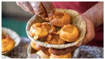 പാനിപ്പൂരി പുറത്ത് നിന്ന് കഴിക്കുന്നതിന് മുൻപ് ഇതറിഞ്ഞോളൂ 