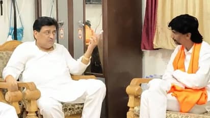 Ashok Chavan Meets Manoj Jarange Patil