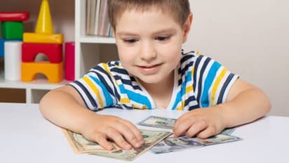 इनकम टैक्स डिपार्टमेंट ने बच्चों की अर्निंग पर टैक्स चुकाने के जारी किए रूल्स, जाने क्या है डिटेल