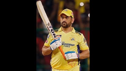 எம்.எஸ்.தோனிக்கு சம்பள உயர்வா? ரூ.8 கோடி முதல் ரூ.16 கோடி வரை கிடைக்க வாய்ப்பு - பிசிசிஐ விதியில் மாற்றமா?