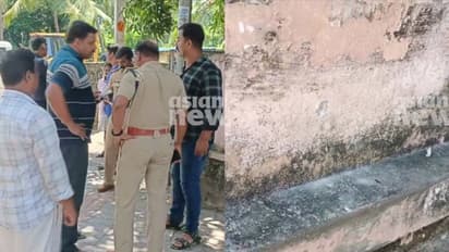 തിരുവനന്തപുരത്ത് ബൈക്കിലെത്തിയ സംഘം വീടിനുനേരെ ബോംബെറിഞ്ഞു, 2പേര്ക്ക് പരിക്ക്, ഗുണ്ടാകുടിപ്പകയെന്ന് സംശയം