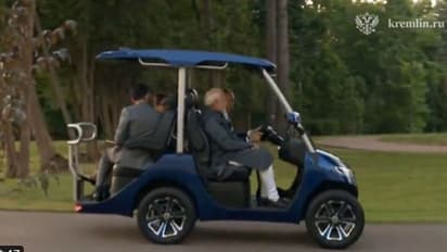 ಪ್ರಧಾನಿಗೆ ಚಾಲಕನಾದ ರಷ್ಯಾ ಅಧ್ಯಕ್ಷ : ಇಲೆಕ್ಟ್ರಿಕ್ ಕಾರ್‌ನಲ್ಲಿ ಮೋದಿ ಪುಟಿನ್ ರೌಂಡ್ಸ್