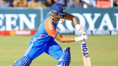 T20I BATTING RANKINGS: டி20 தரவரிசை பட்டியலில் 13 இடங்கள் முன்னேறி 7ஆவது இடம் பிடித்த ருதுராஜ் கெய்க்வாட்!