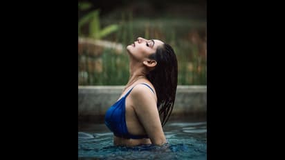 ಮೈಚಳಿ ಬಿಟ್ಟು ಈಜುಕೊಳದಲ್ಲಿ ಫೋಟೋಶೂಟ್​ ಮಾಡಿಸಿದ ರಾಗಿಣಿ: ತುಪ್ಪದ ಬೆಡಗಿ ಪೋಸ್​ ಕಂಡು ಪಡ್ಡೆಗಳ ನಿದ್ದೆ ಉಡೀಸ್​