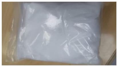 തപാല് വഴി പാര്സലെത്തി, തുറന്നു നോക്കിയപ്പോള് സംഗതി വേറെ; ഉടനടി പ്രതിയെ പിടികൂടി കസ്റ്റംസ്