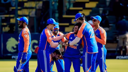 Zimbabwe vs India, 3rd T20I: வாஷிங்டன் சுழலில் 159 ரன்னுக்கு சுருண்ட ஜிம்பாப்வே – இந்தியா 2-1 என்று முன்னிலை!