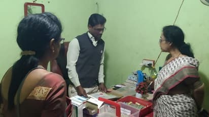 Dharwad: ನಕಲಿ ವೈದ್ಯನ ವಿರುದ್ಧ ಎಫ್‌ಐಆರ್ ದಾಖಲು: ಆಸ್ಪತ್ರೆ ಸೀಜ್ ಮಾಡಿದ ಡಿಎಚ್ಓ ತಂಡ