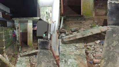 കോഴിക്കോട് കനത്ത മഴയിൽ വീടിന്റെ സണ്ഷേഡ് പൊട്ടി ദേഹത്ത് വീണ് വീട്ടമ്മയ്ക്ക് പരിക്കേറ്റു