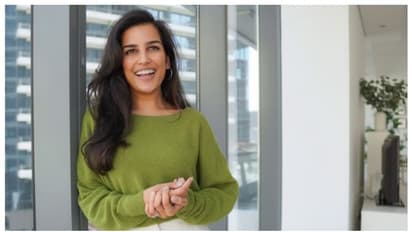 ആറക്ക ശമ്പളമുള്ള ബാങ്ക് ജോലി ഉപേക്ഷിച്ച് യൂട്യൂബറായി, ഇന്ന് വരുമാനം ഏട്ട് കോടി 